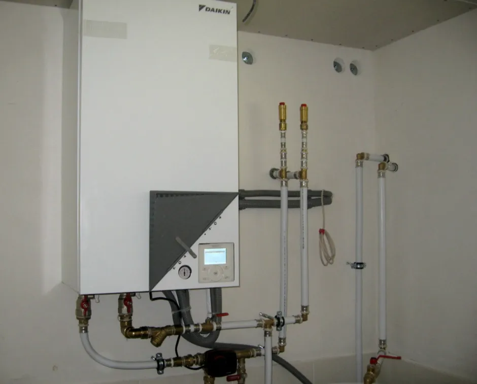 Tepelné čerpadlo vzduch voda Daikin Altherma LT 6kW rodinný dom Dojč