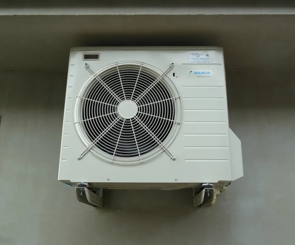 Tepelné čerpadlo vzduch voda Daikin Altherma LT 6kW rodinný dom Gáň