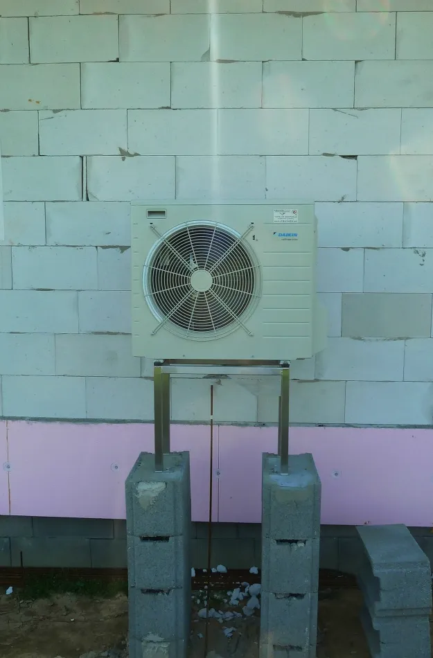 Tepelné čerpadlo vzduch voda Daikin Altherma LT 6kW rodinný dom Golianovo