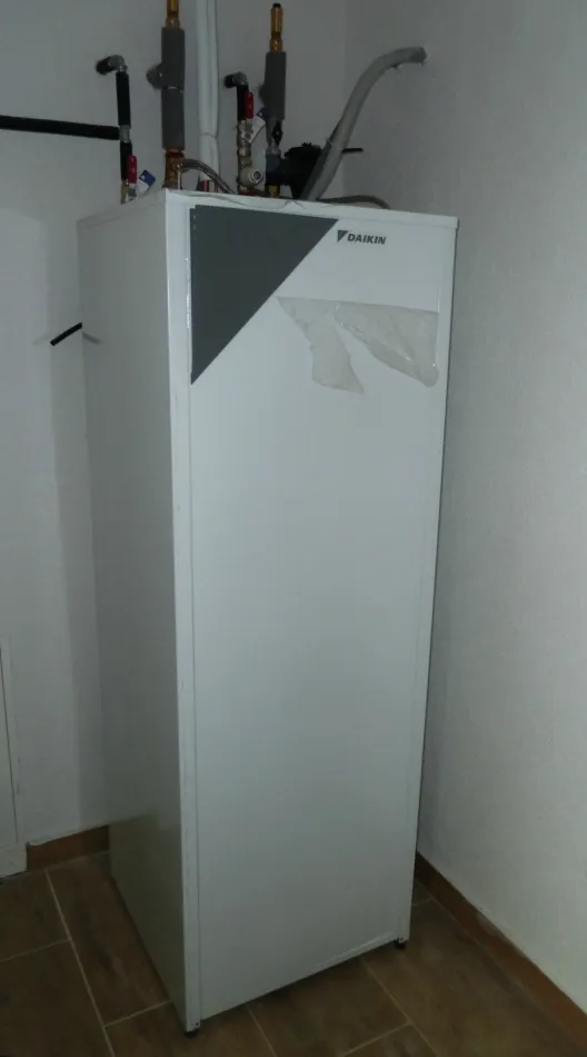 Tepelné čerpadlo vzduch voda Daikin Altherma LT 6kW rodinný dom Lopej