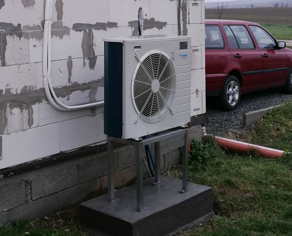 Tepelné čerpadlo vzduch voda Daikin Altherma LT 6kW rodinný dom Medzany