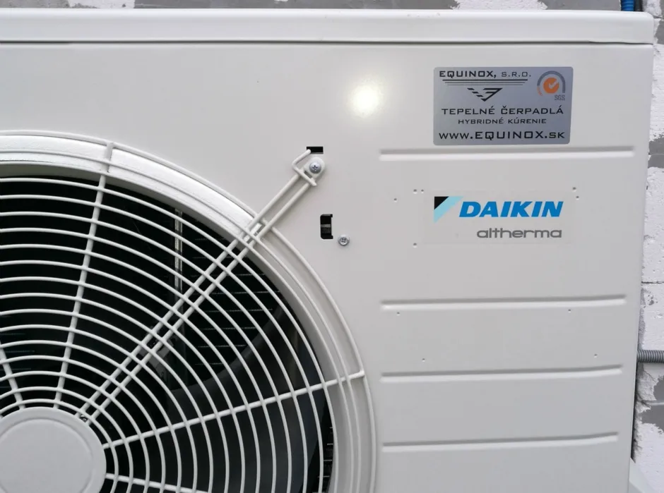 Tepelné čerpadlo vzduch voda Daikin Altherma LT 6kW rodinný dom Medzany