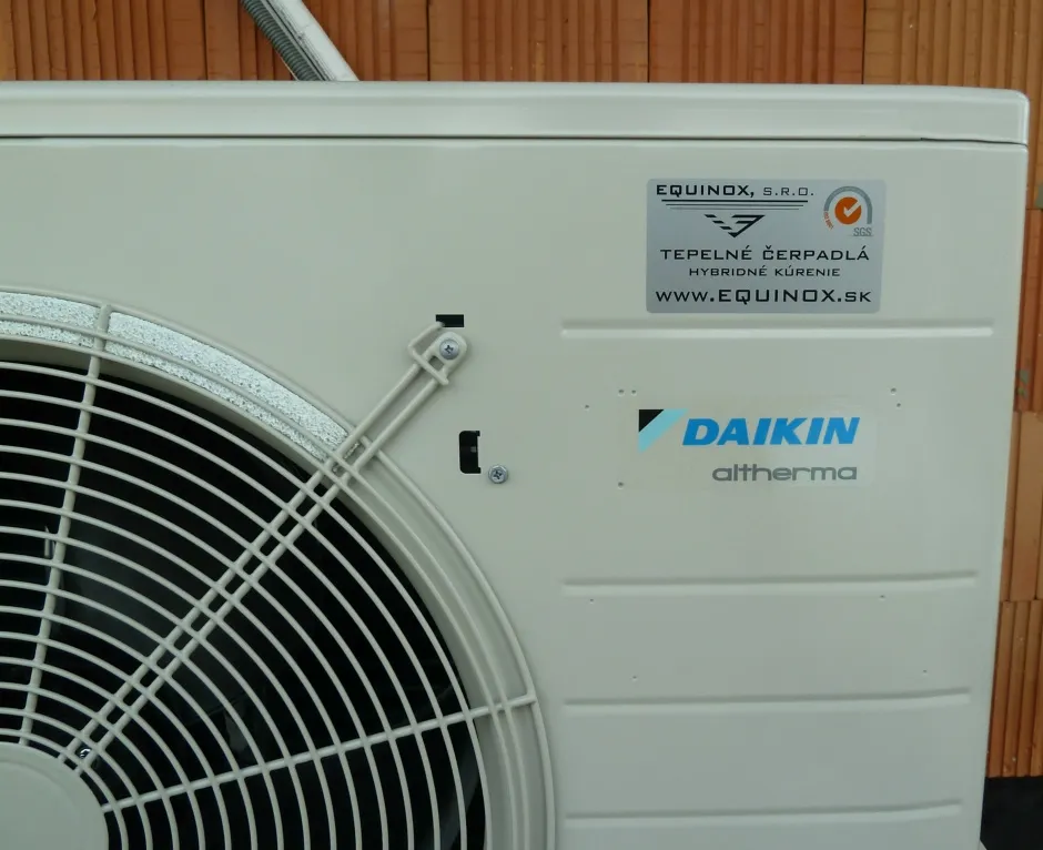 Tepelné čerpadlo vzduch voda Daikin Altherma LT 6kW rodinný dom Nesluša