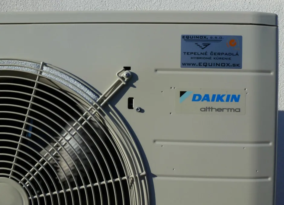 Tepelné čerpadlo vzduch voda Daikin Altherma LT 6kW rodinný dom Nová Polhora