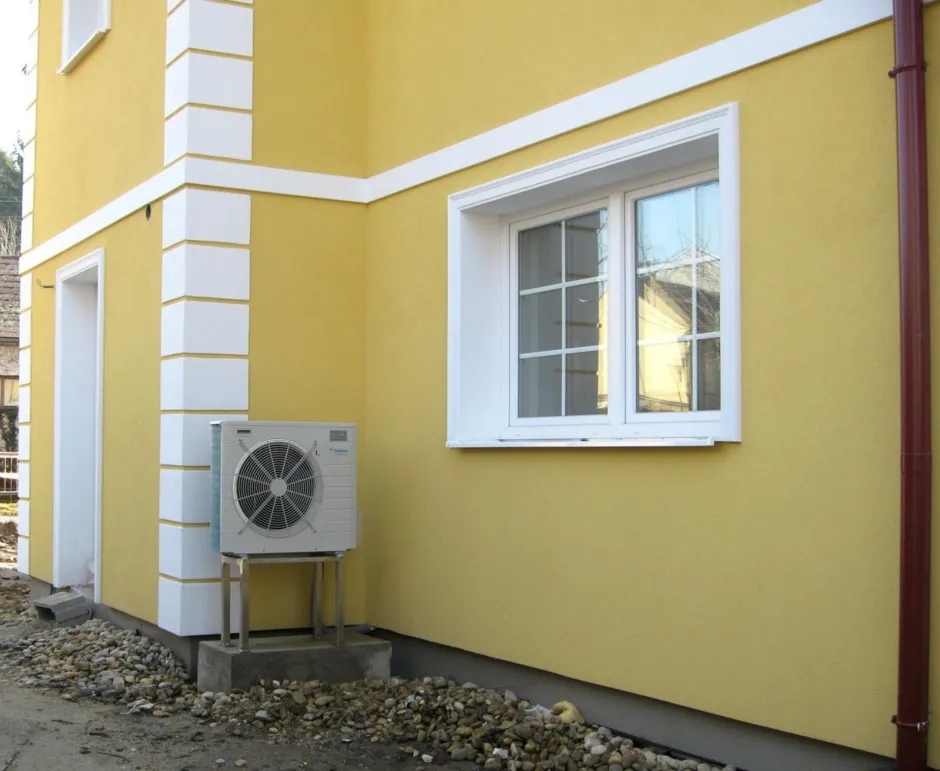 Tepelné čerpadlo vzduch voda Daikin Altherma LT 6kW rodinný dom Orth an der Donau 1