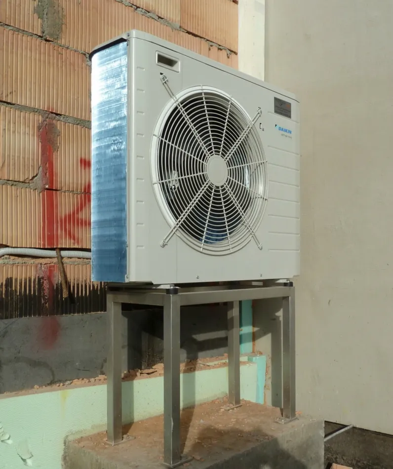 Tepelné čerpadlo vzduch voda Daikin Altherma LT 6kW rodinný dom Parndorf