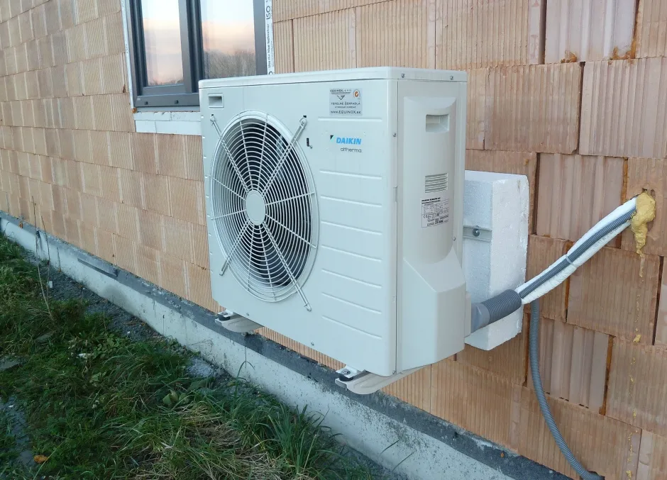 Tepelné čerpadlo vzduch voda Daikin Altherma LT 6kW rodinný dom Potzneusiedl