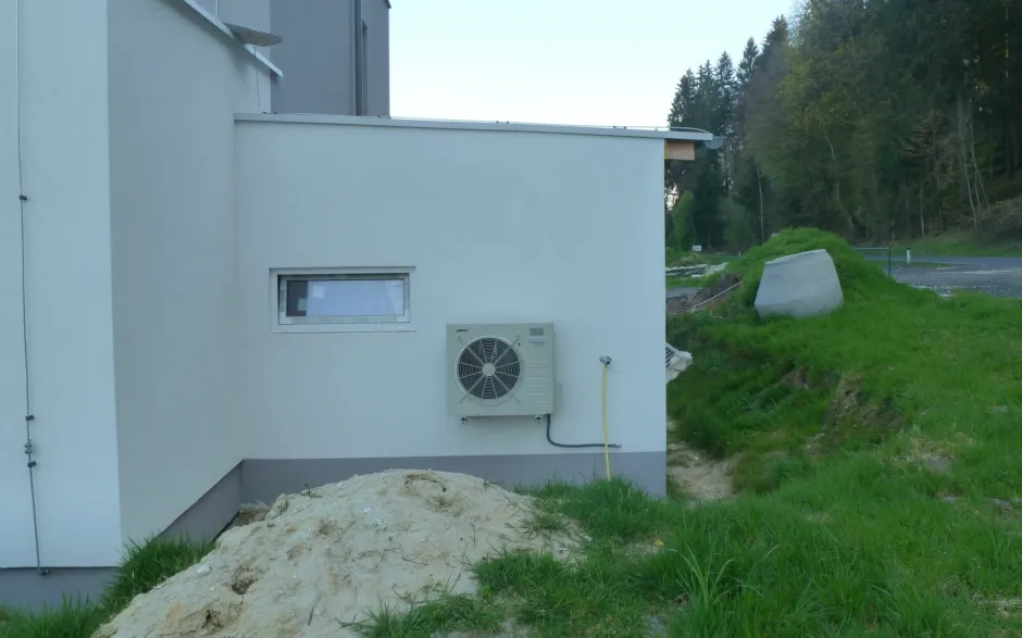 Tepelné čerpadlo vzduch voda Daikin Altherma LT 6kW rodinný dom Redl