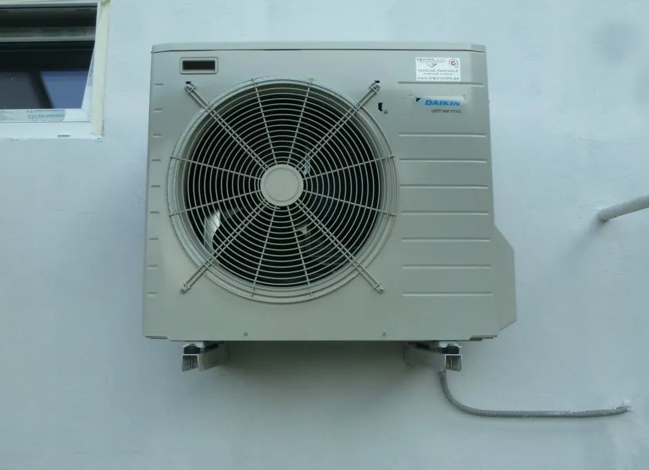 Tepelné čerpadlo vzduch voda Daikin Altherma LT 6kW rodinný dom Redl