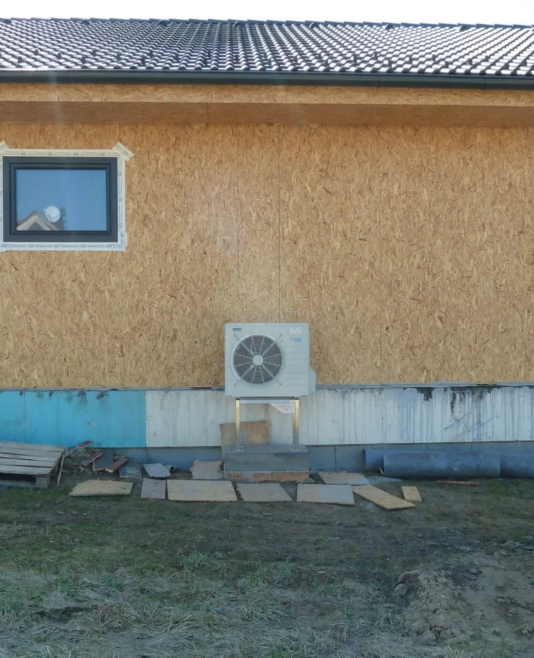 Tepelné čerpadlo vzduch voda Daikin Altherma LT 6kW rodinný dom Rosina