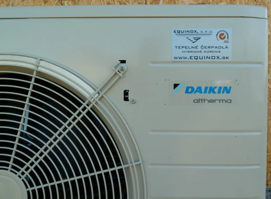 Tepelné čerpadlo vzduch voda Daikin Altherma LT 6kW rodinný dom Rosina