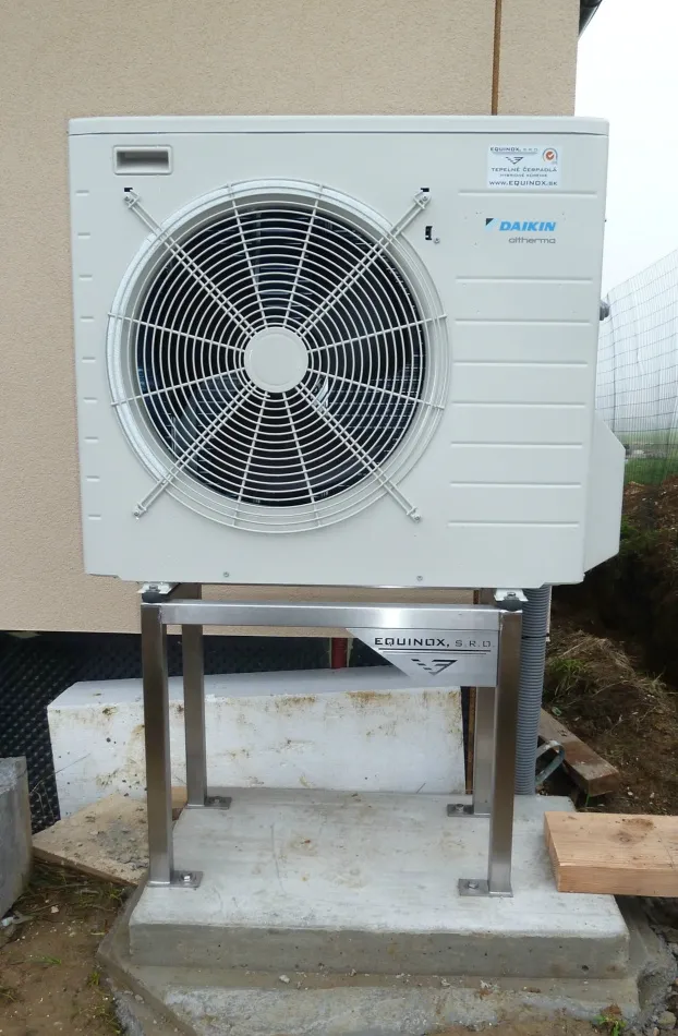 Tepelné čerpadlo vzduch voda Daikin Altherma LT 6kW rodinný dom Semša