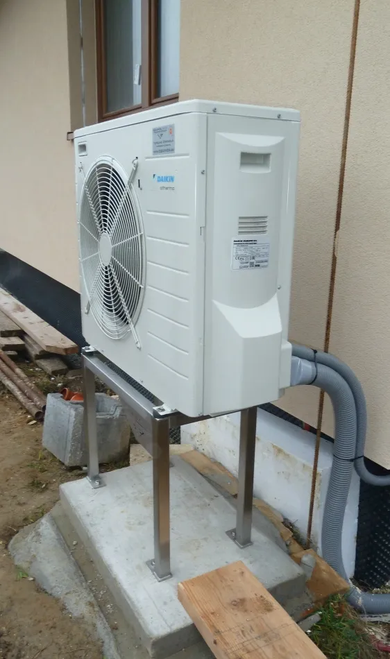 Tepelné čerpadlo vzduch voda Daikin Altherma LT 6kW rodinný dom Semša