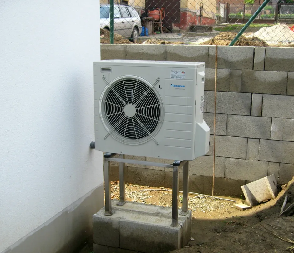 Tepelné čerpadlo vzduch voda Daikin Altherma LT 6kW rodinný dom Soblahov