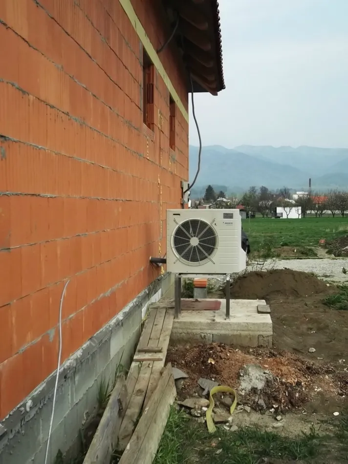 Tepelné čerpadlo vzduch voda Daikin Altherma LT 6kW rodinný dom Sučany
