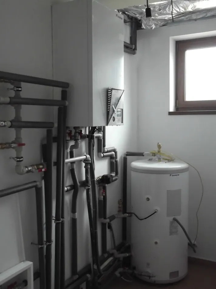 Tepelné čerpadlo vzduch voda Daikin Altherma LT 6kW rodinný dom Sučany