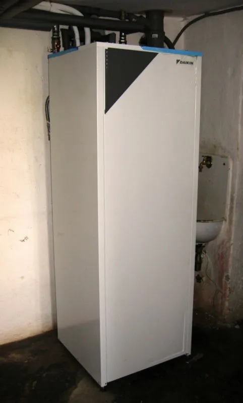 Tepelné čerpadlo vzduch voda Daikin Altherma LT 6kW rodinný dom Valaská Dubová