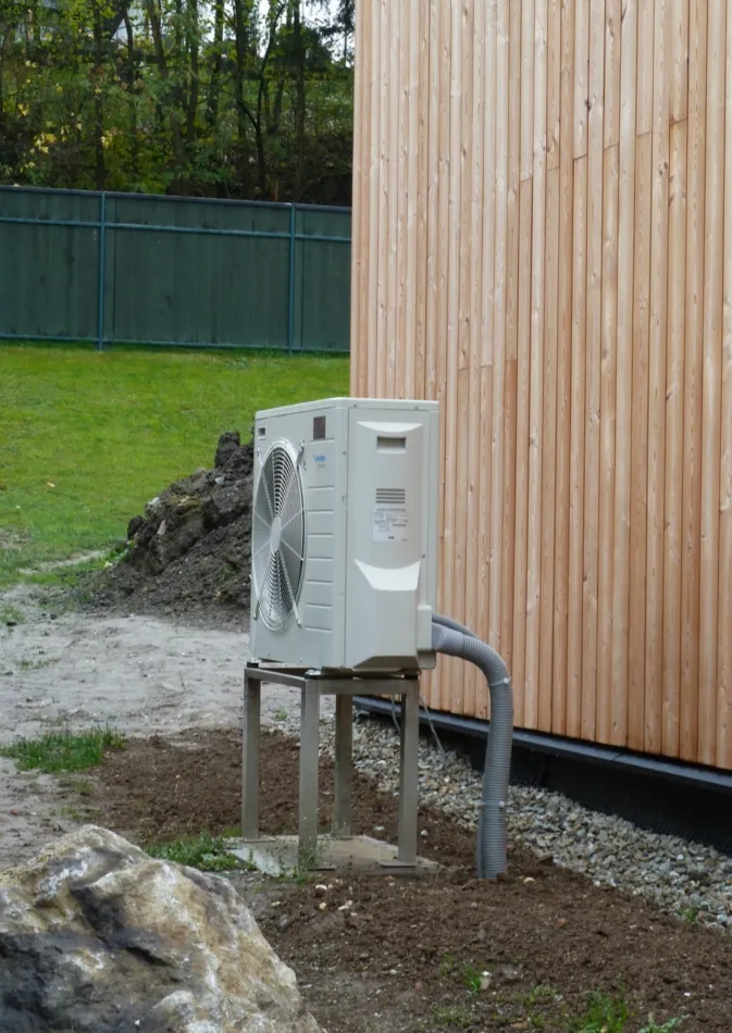 Tepelné čerpadlo vzduch voda Daikin Altherma LT 6kW rodinný dom Vyšný Kubín