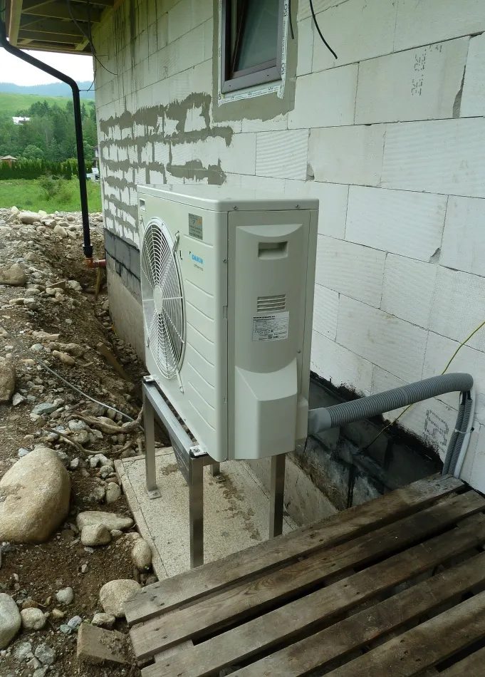 Tepelné čerpadlo vzduch voda Daikin Altherma LT 6kW rodinný dom Zuberec