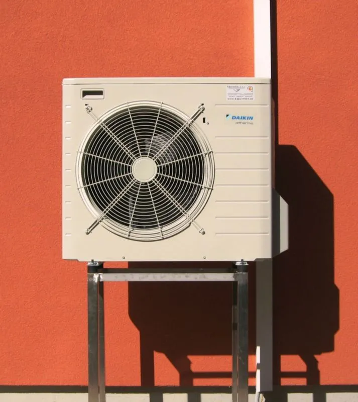 Tepelné čerpadlo vzduch voda Daikin Altherma LT 6kW rodinný dom Zurndorf