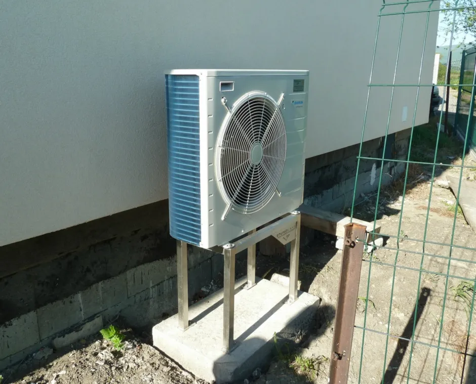 Tepelné čerpadlo vzduch voda Daikin Altherma LT 6kW s chladením rodinný dom Slovenský Grob
