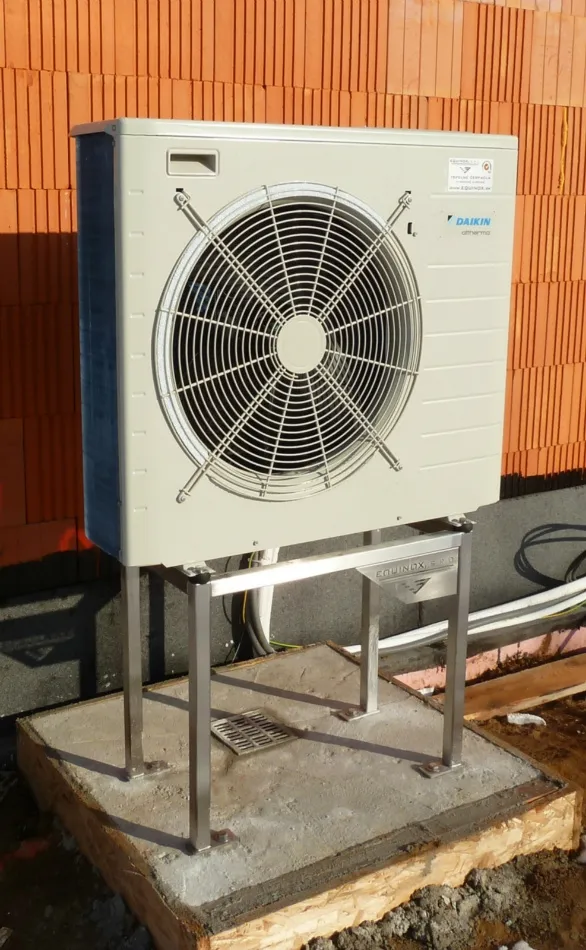 Tepelné čerpadlo vzduch voda Daikin Altherma LT 6kW s chladením rod. dom Trenčianská Turná