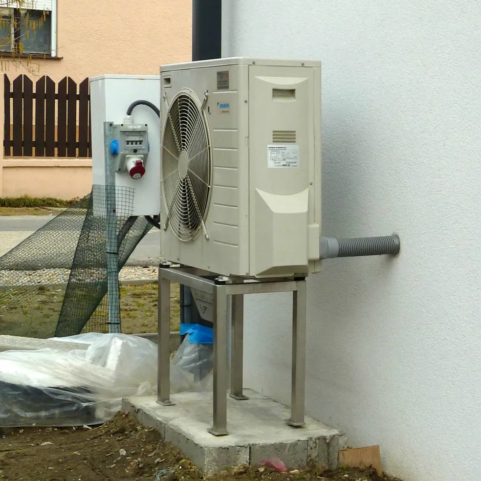 Tepelné čerpadlo vzduch voda Daikin Altherma LT 6kW s chladením rod. dom Zlatná na Ostrove