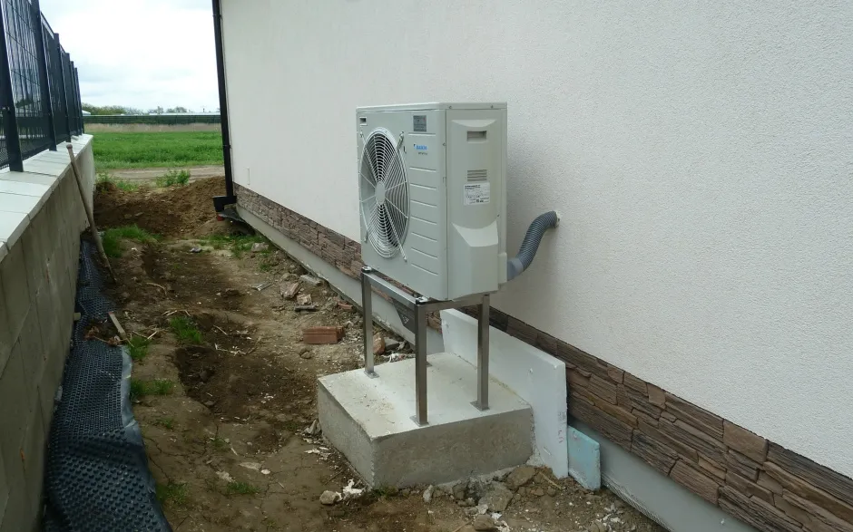 Tepelné čerpadlo vzduch voda Daikin Altherma LT 6kW s chladením rodinný dom Beckov