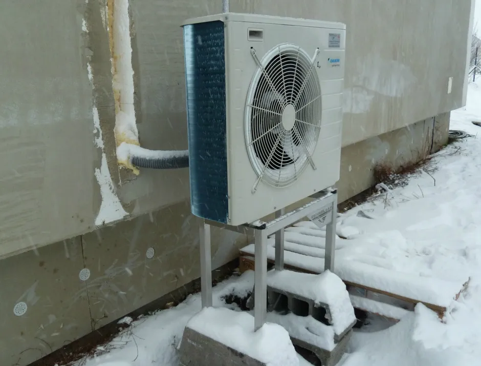 Tepelné čerpadlo vzduch voda Daikin Altherma LT 6kW s chladením rodinný dom Beckov