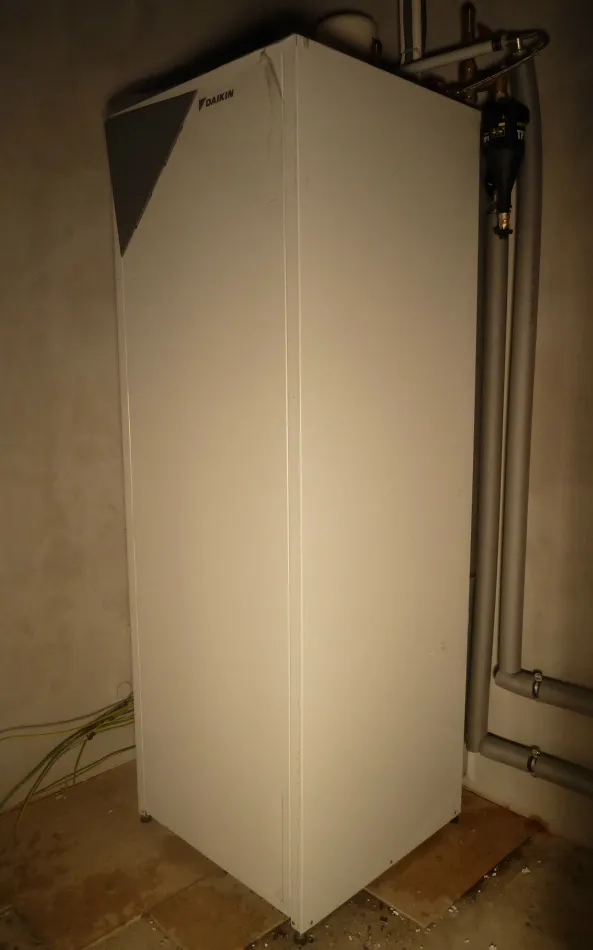 Tepelné čerpadlo vzduch voda Daikin Altherma LT 6kW s chladením rodinný dom Beckov