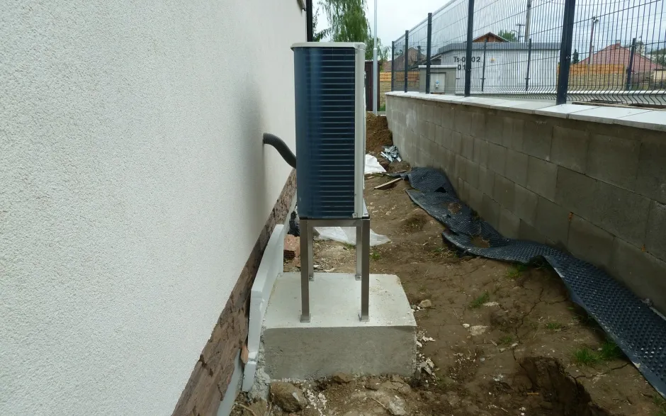 Tepelné čerpadlo vzduch voda Daikin Altherma LT 6kW s chladením rodinný dom Beckov