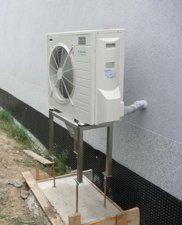 Tepelné čerpadlo vzduch voda Daikin Altherma LT 6kW s chladením rodinný dom Blatné
