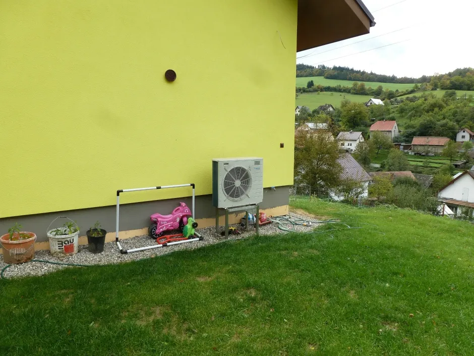 Tepelné čerpadlo vzduch voda Daikin Altherma LT 6kW s chladením rodinný dom Bytča
