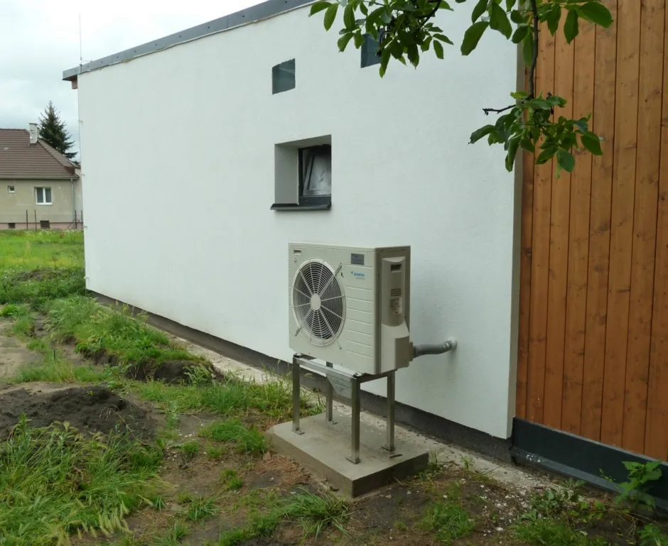 Tepelné čerpadlo vzduch voda Daikin Altherma LT 6kW s chladením rodinný dom Čáry