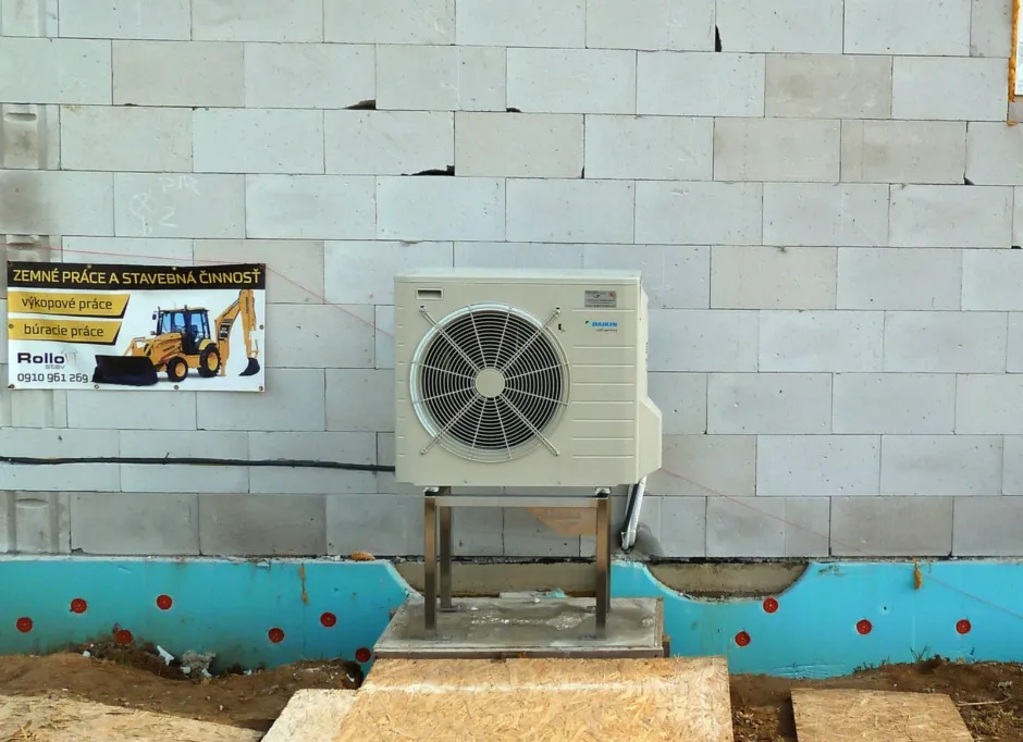 Tepelné čerpadlo vzduch voda Daikin Altherma LT 6kW s chladením rodinný dom Ďurďošík