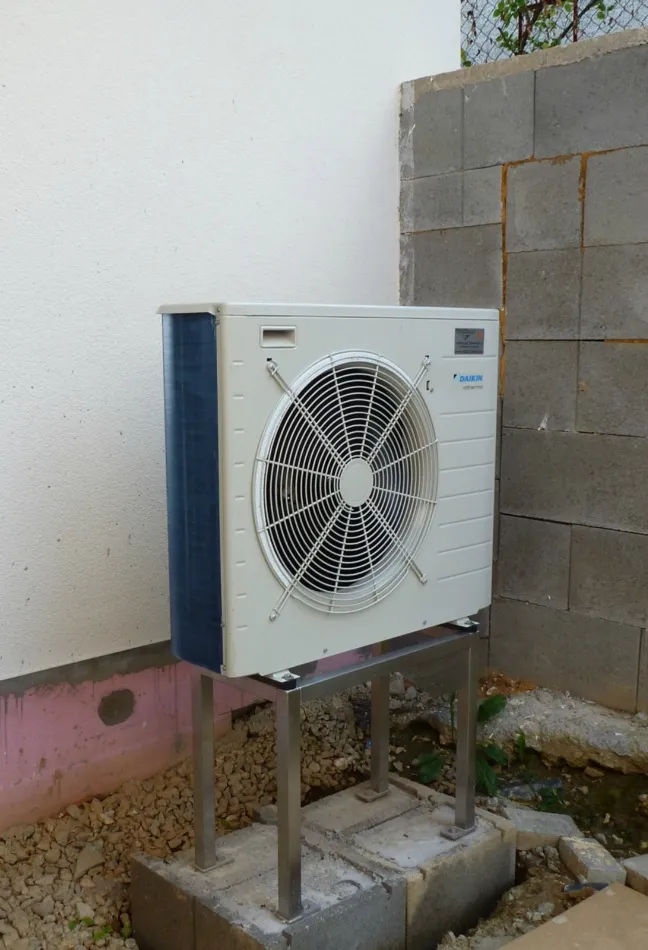 Tepelné čerpadlo vzduch voda Daikin Altherma LT 6kW s chladením rodinný dom Hnúšťa