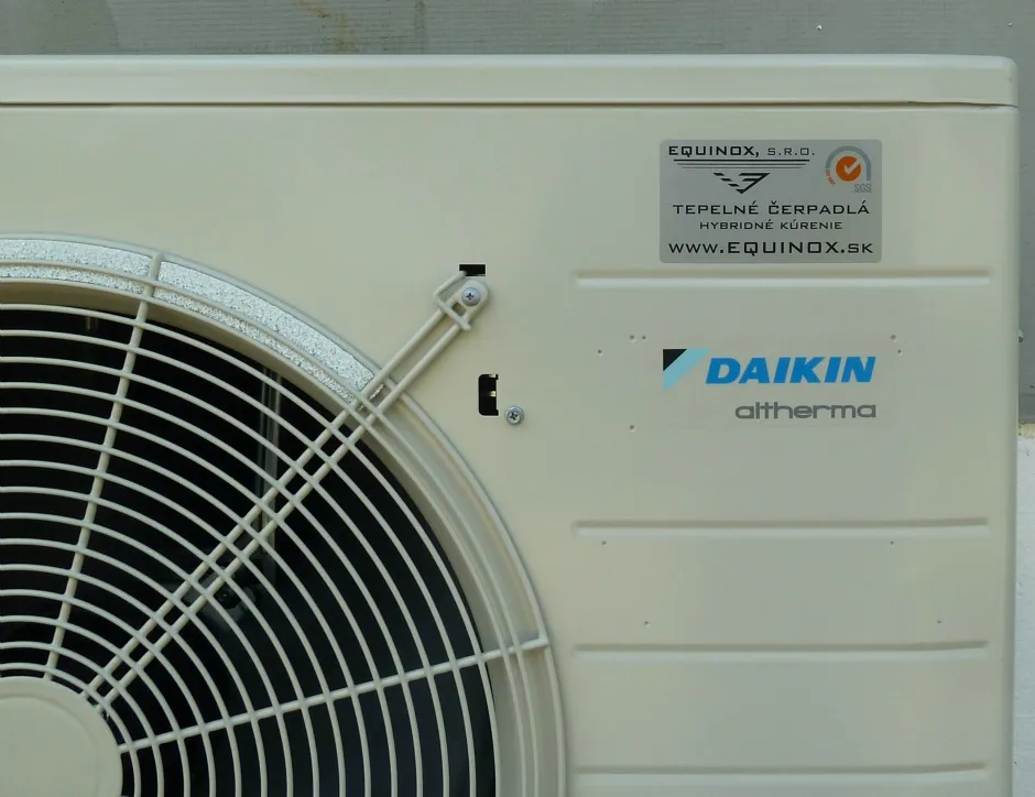 Tepelné čerpadlo vzduch voda Daikin Altherma LT 6kW s chladením rodinný dom Hrádok