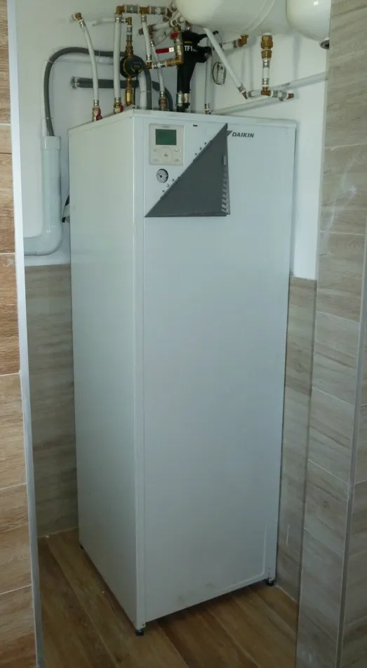 Tepelné čerpadlo vzduch voda Daikin Altherma LT 6kW s chladením rodinný dom Hrádok