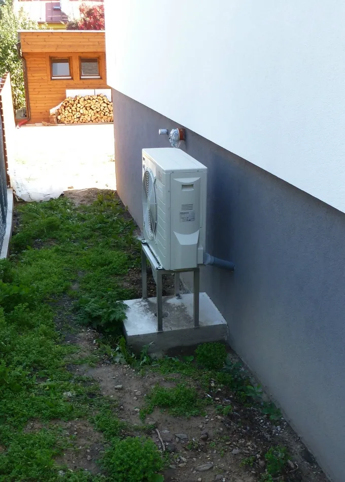 Tepelné čerpadlo vzduch voda Daikin Altherma LT 6kW s chladením rodinný dom Kremnička