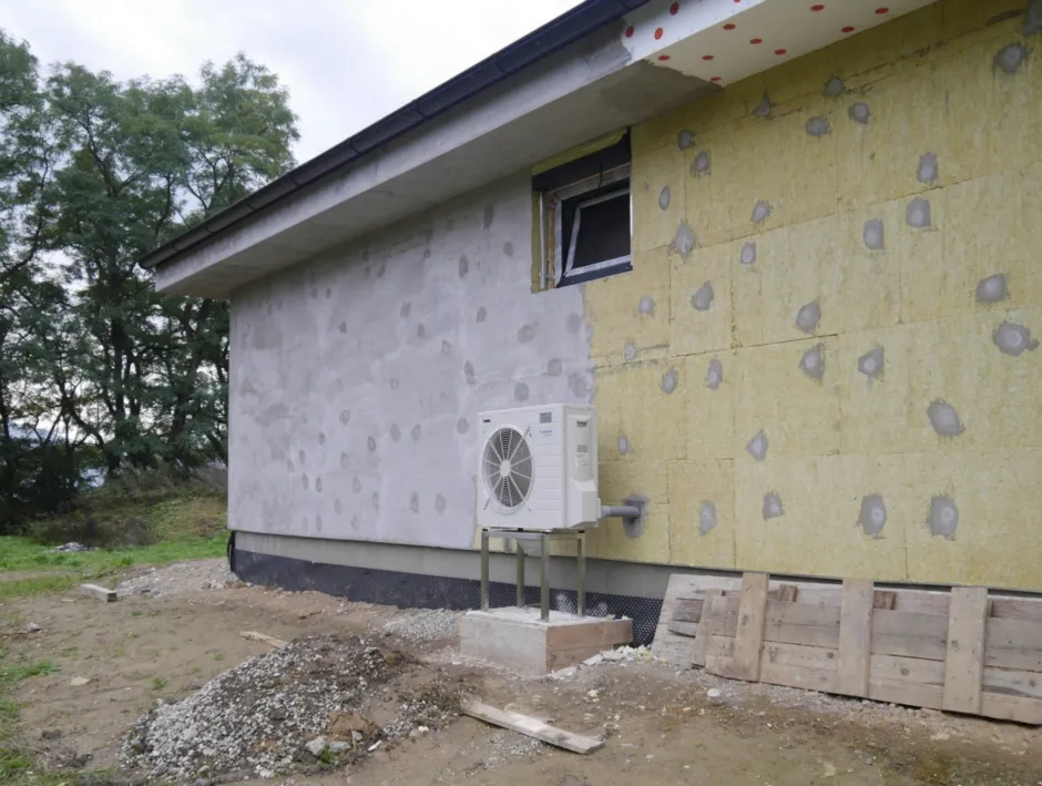 Tepelné čerpadlo vzduch voda Daikin Altherma LT 6kW s chladením rodinný dom Lednické Rovne