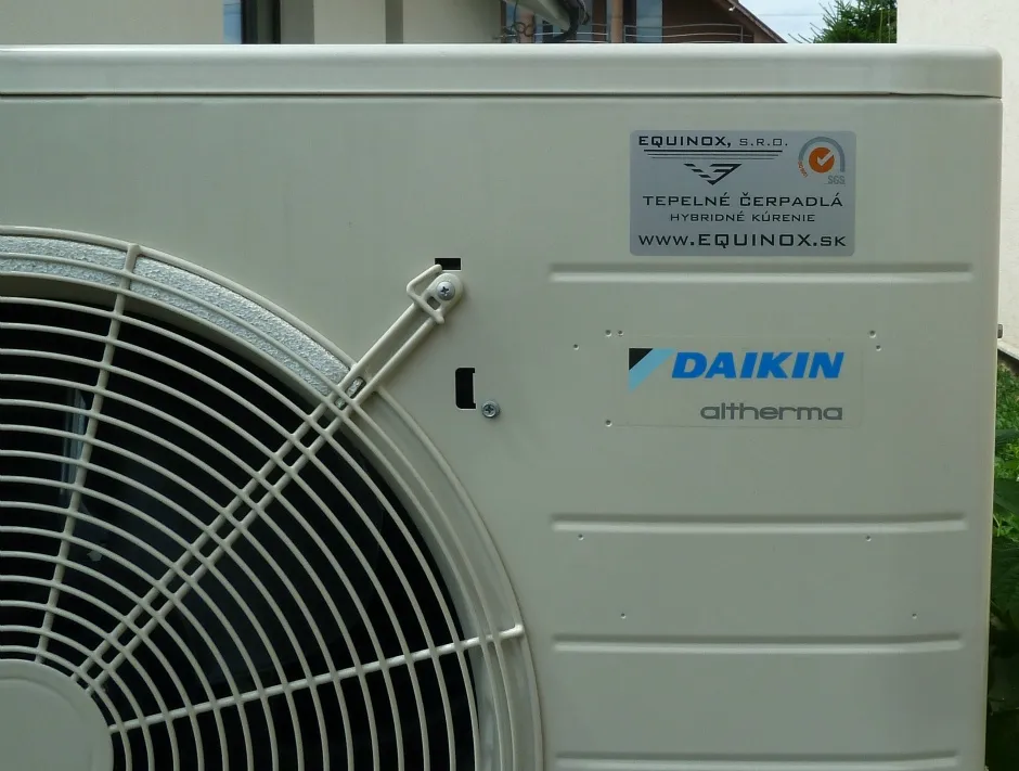 Tepelné čerpadlo vzduch voda Daikin Altherma LT 6kW s chladením rodinný dom Levice