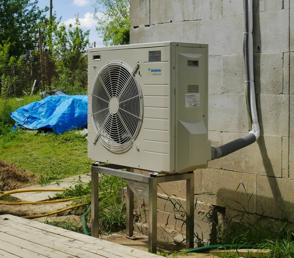 Tepelné čerpadlo vzduch voda Daikin Altherma LT 6kW s chladením rodinný dom Nemce