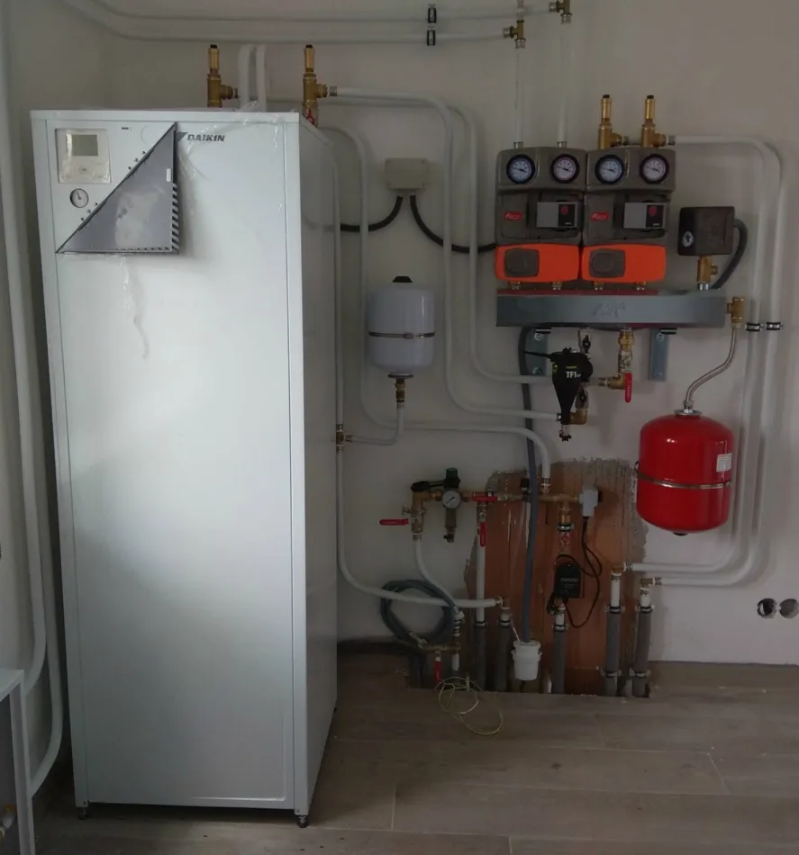 Tepelné čerpadlo vzduch voda Daikin Altherma LT 6kW s chladením rodinný dom Nové Zámky
