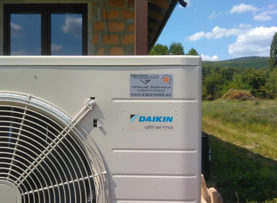 Tepelné čerpadlo vzduch voda Daikin Altherma LT 6kW s chladením rodinný dom Smolenice