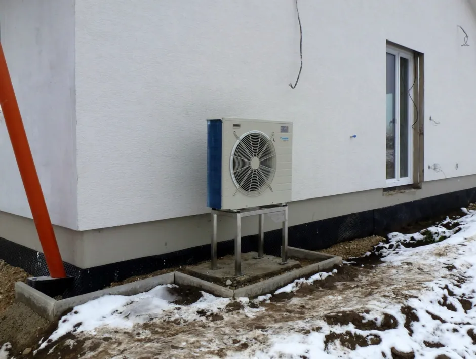 Tepelné čerpadlo vzduch voda Daikin Altherma LT 6kW s chladením rodinný dom Tomášov