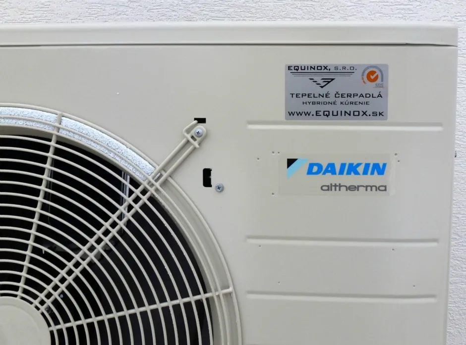 Tepelné čerpadlo vzduch voda Daikin Altherma LT 6kW s chladením rodinný dom Tomášov