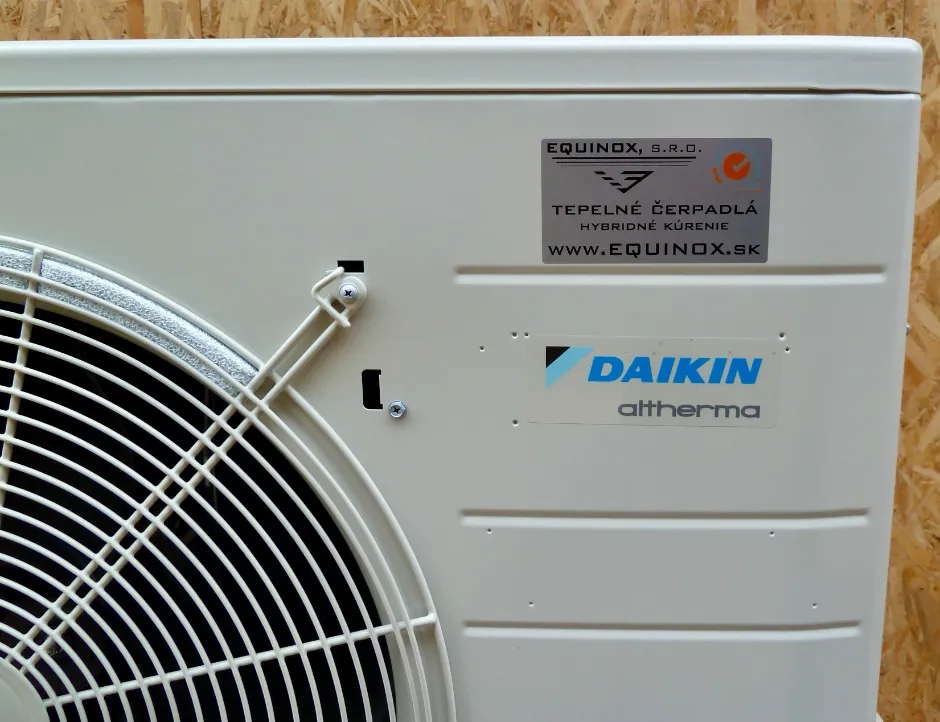 Tepelné čerpadlo vzduch voda Daikin Altherma LT 6kW s chladením rodinný dom Turová