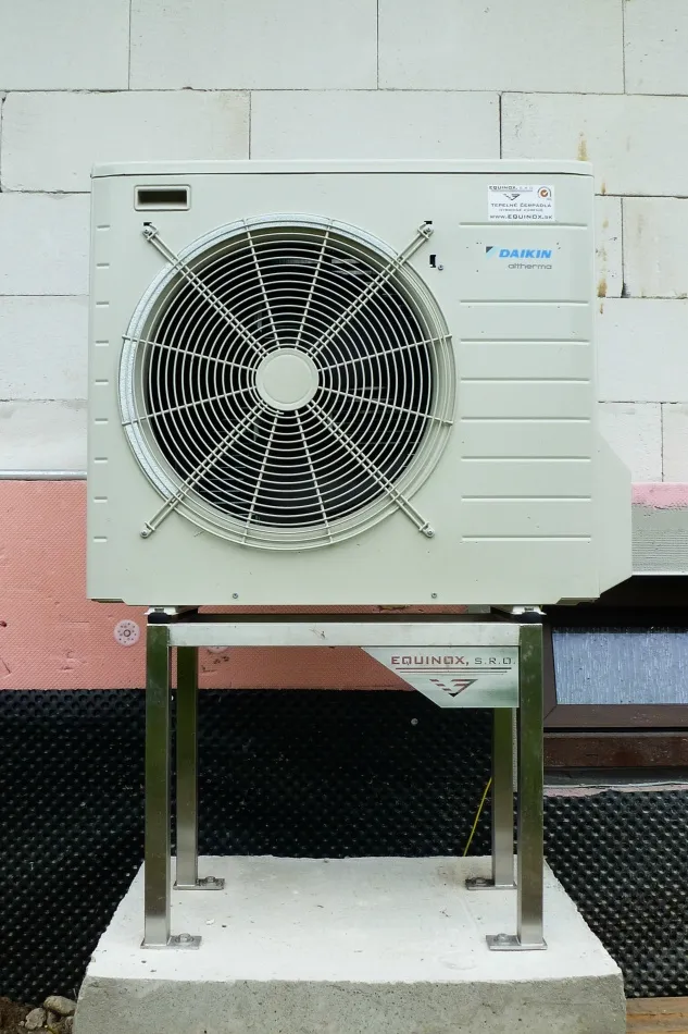 Tepelné čerpadlo vzduch voda Daikin Altherma LT 6kW s chladením rodinný dom Varín