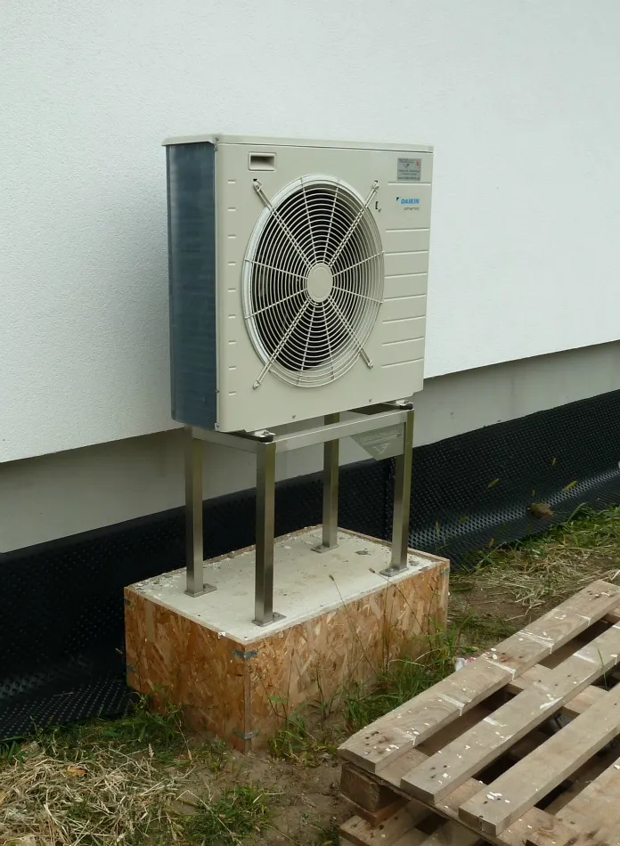 Tepelné čerpadlo vzduch voda Daikin Altherma LT 6kW s chladením rodinný dom Vráble