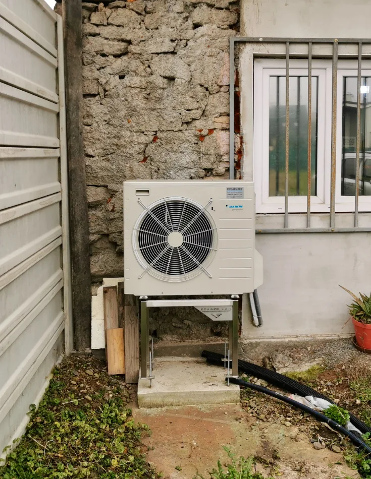 Tepelné čerpadlo vzduch voda Daikin Altherma LT 8kW autoservis Očová